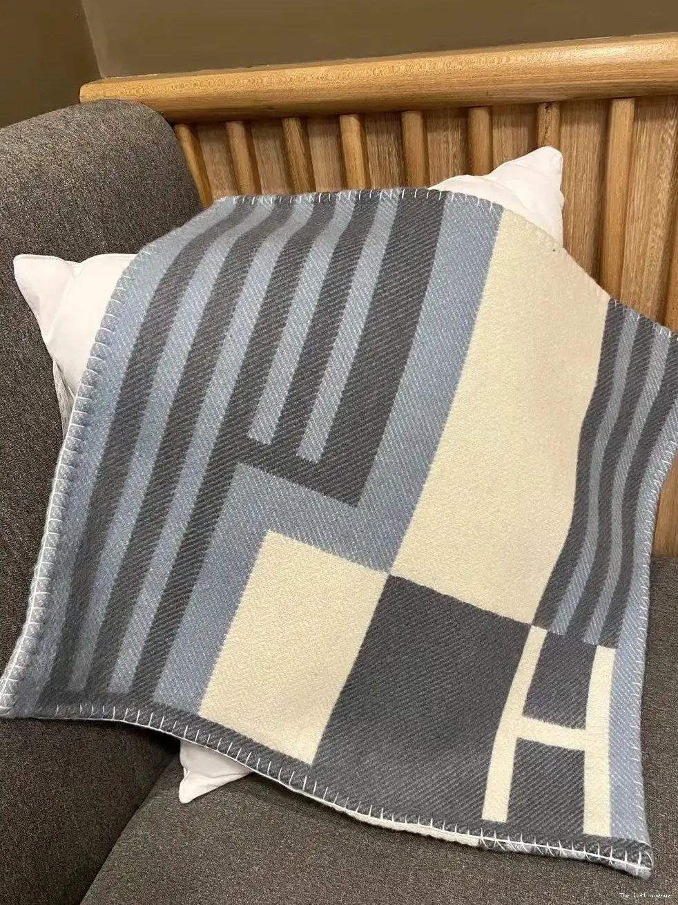 WOOL PILLOW HERMES THROW ITHAQUE 0519